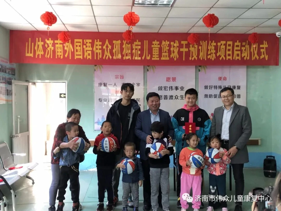 刻苦训练篮球时如何避免受伤的建议_0